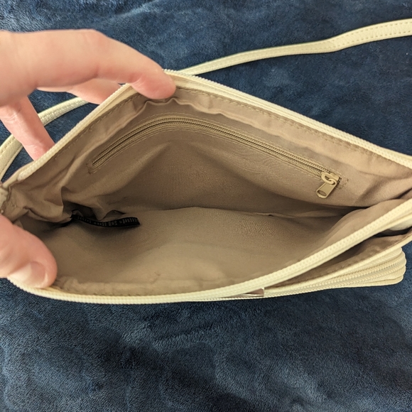 Women's Relic Crossbody Purse - Picture 9 of 16